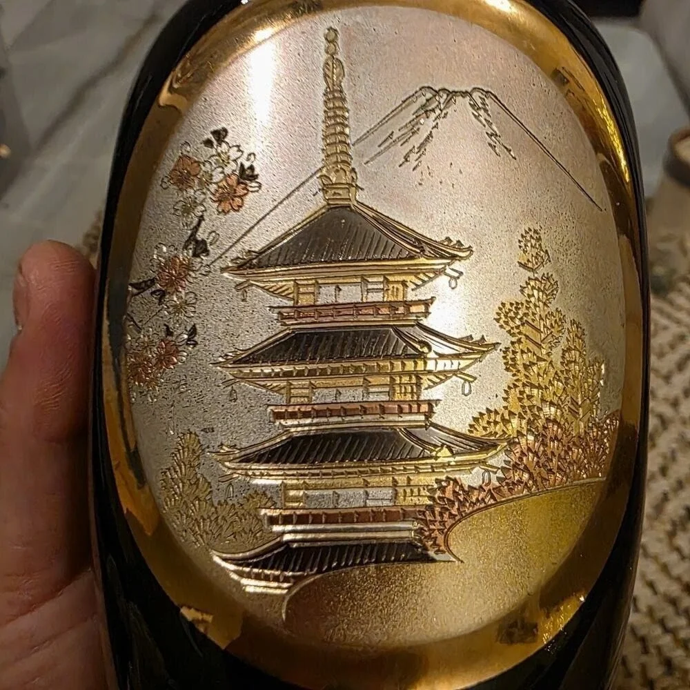 Art of Chokin 24K Gold Edged‎ Japanese Black Vase Pagoda Mount Fuji C1